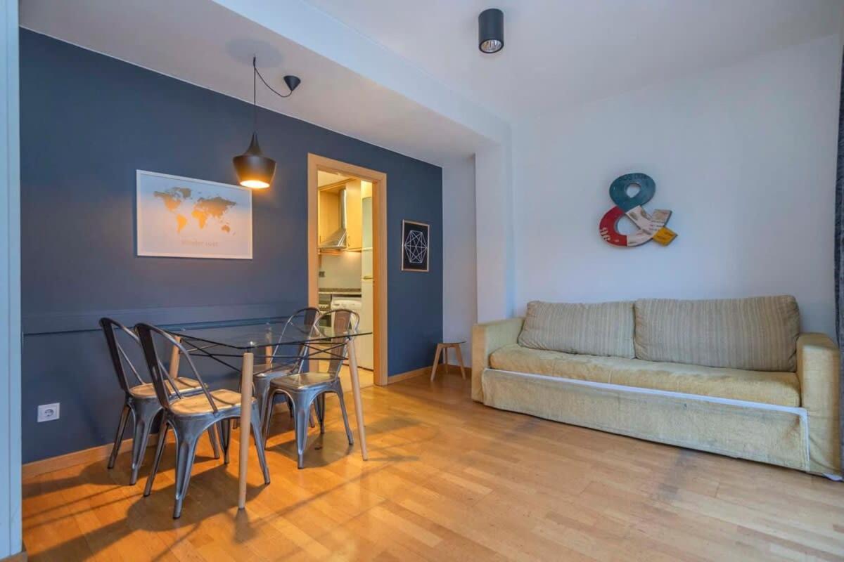 Modern And Bright In Eixample 2-1 Apartamento Barcelona