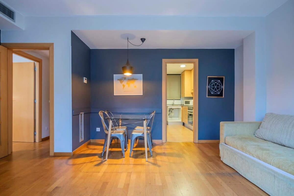 Modern And Bright In Eixample 2-1 Apartamento
